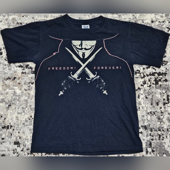 Rare V for Vendetta Movie Exclusive Men's Shirt - (Small) Limited Edition - Picture 1 of 3